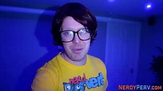 Грудастая детка сосать петух - порно видео